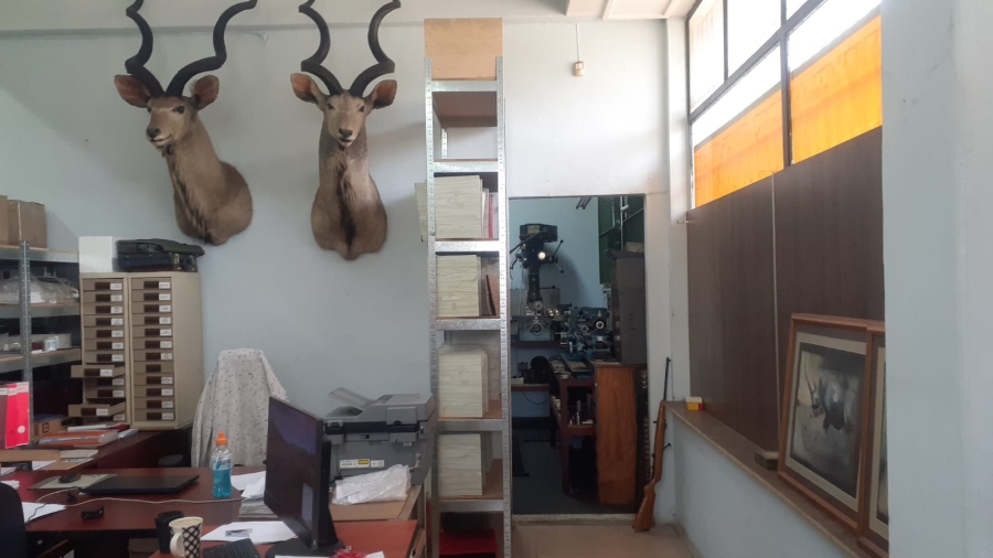 Commercial Property for Sale in Vanderbijlpark Cw 6 Gauteng