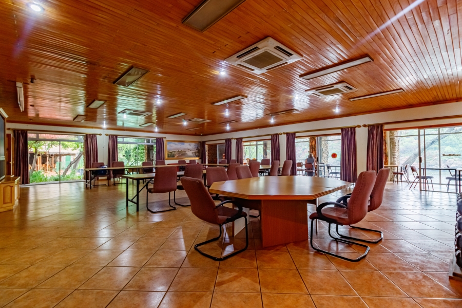 Commercial Property for Sale in Vaaloewer Gauteng