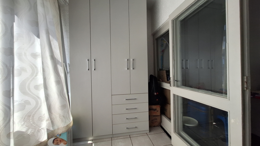 2 Bedroom Property for Sale in Sunnyside Gauteng