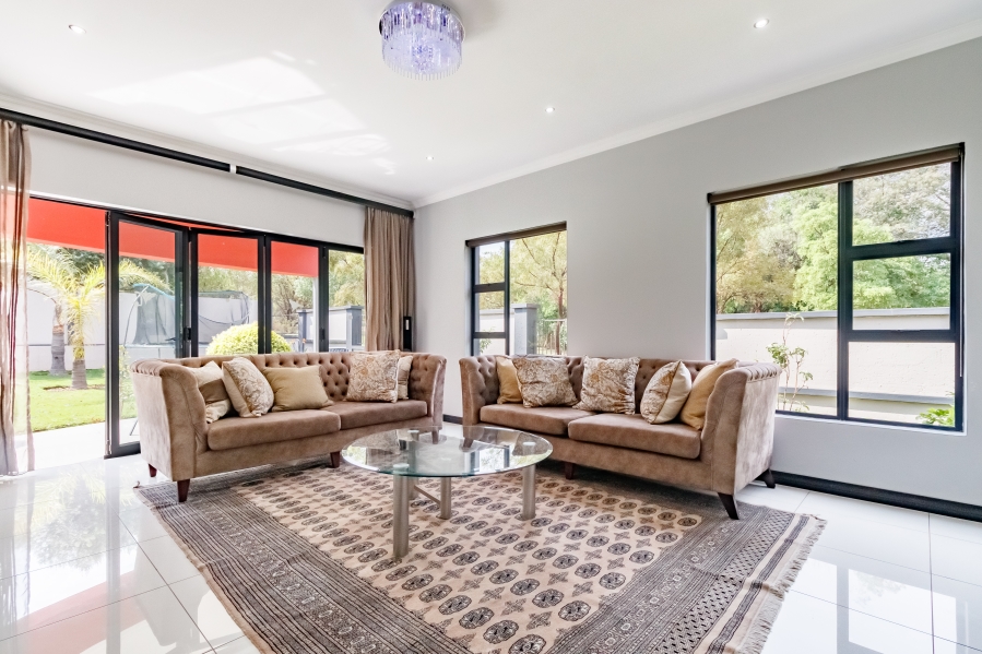 7 Bedroom Property for Sale in Midlands Estate Gauteng