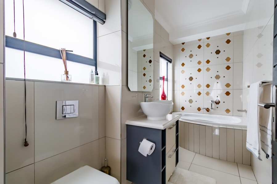 7 Bedroom Property for Sale in Midlands Estate Gauteng