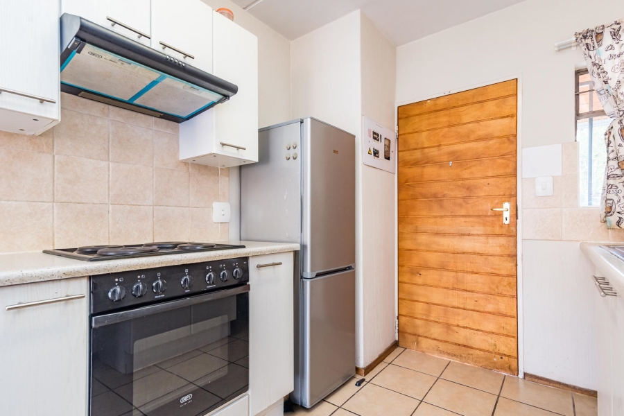 2 Bedroom Property for Sale in Weltevreden Park Gauteng