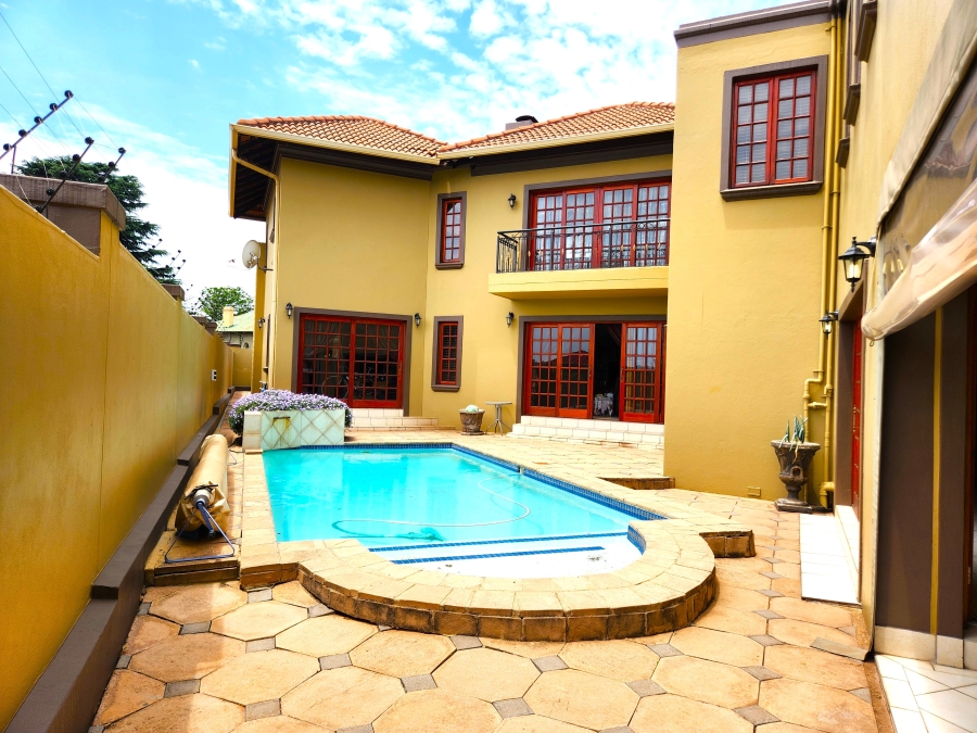4 Bedroom Property for Sale in Kensington Gauteng