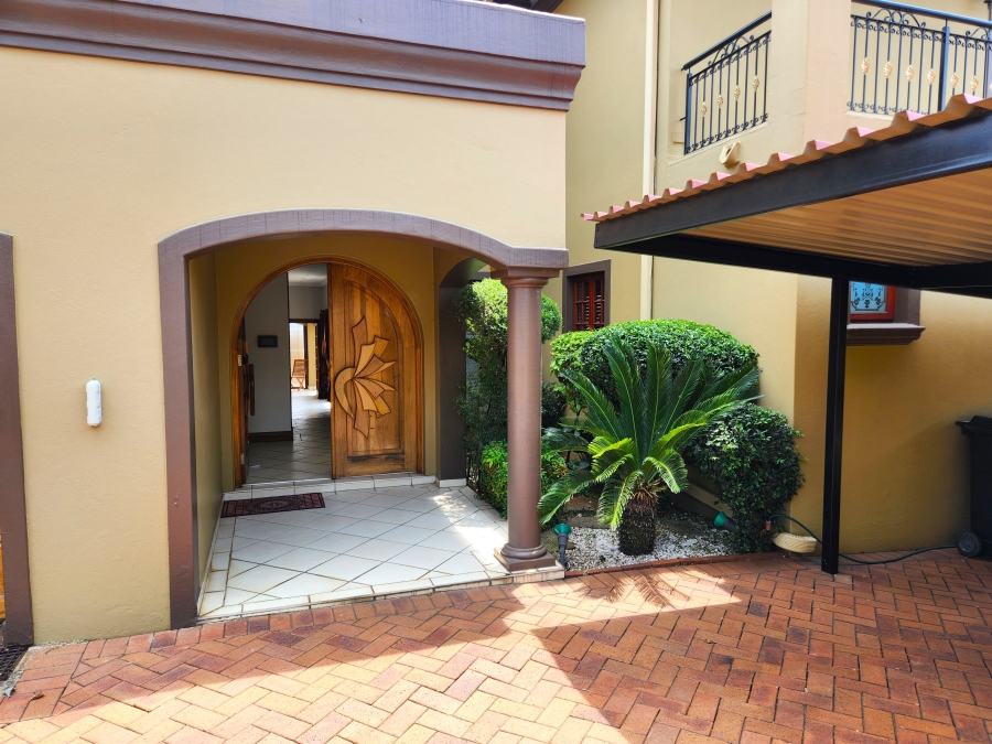 4 Bedroom Property for Sale in Kensington Gauteng
