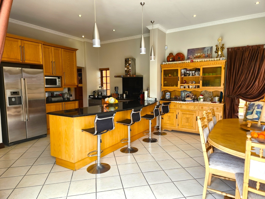 4 Bedroom Property for Sale in Kensington Gauteng