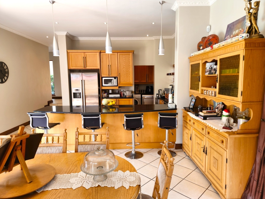 4 Bedroom Property for Sale in Kensington Gauteng