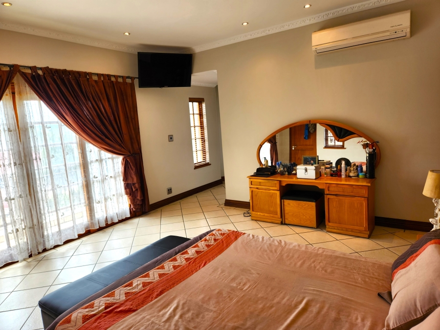 4 Bedroom Property for Sale in Kensington Gauteng
