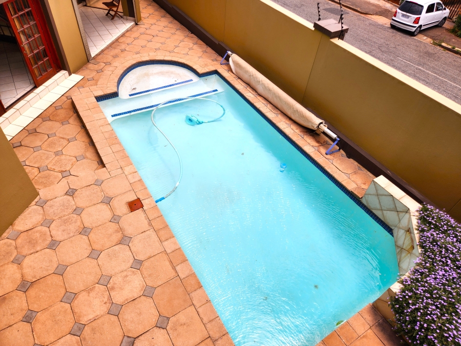 4 Bedroom Property for Sale in Kensington Gauteng