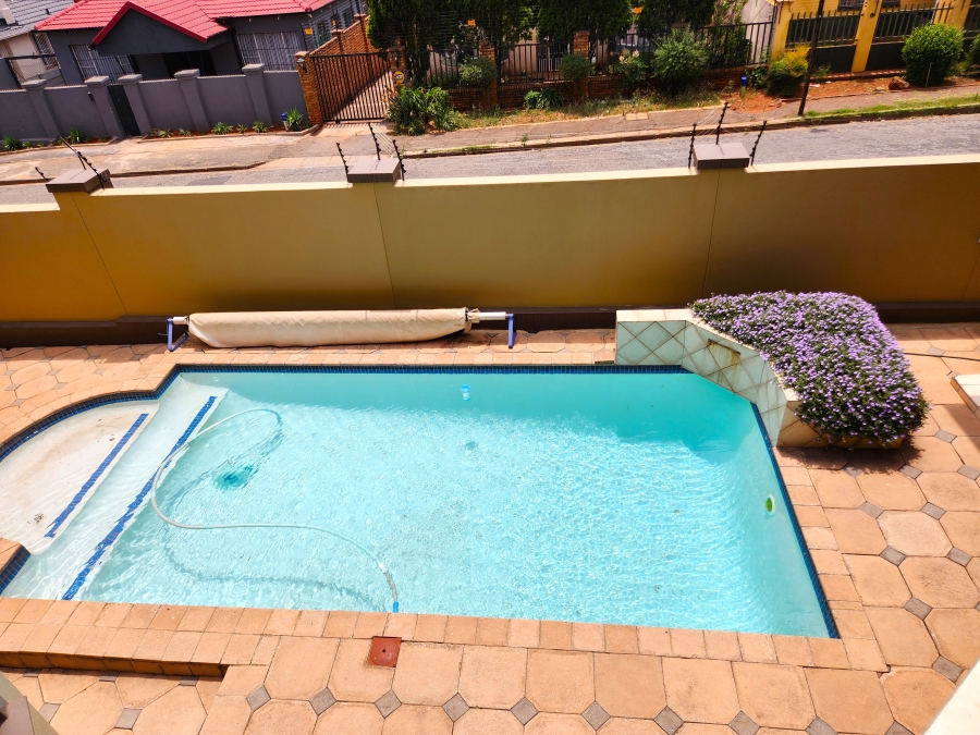 4 Bedroom Property for Sale in Kensington Gauteng