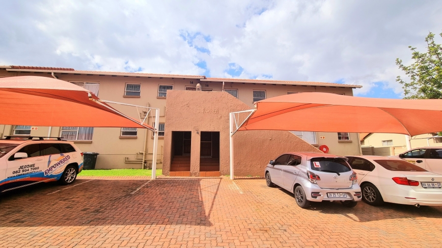 3 Bedroom Property for Sale in Halfway Gardens Gauteng