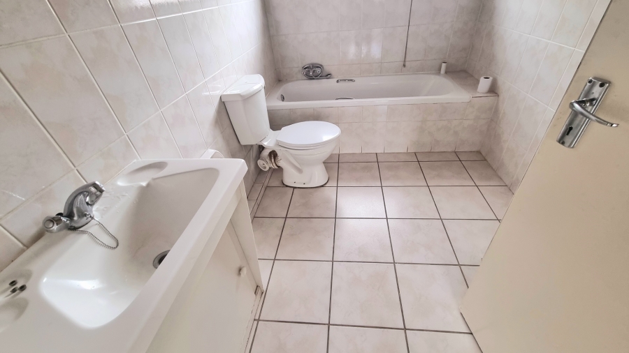 3 Bedroom Property for Sale in Halfway Gardens Gauteng