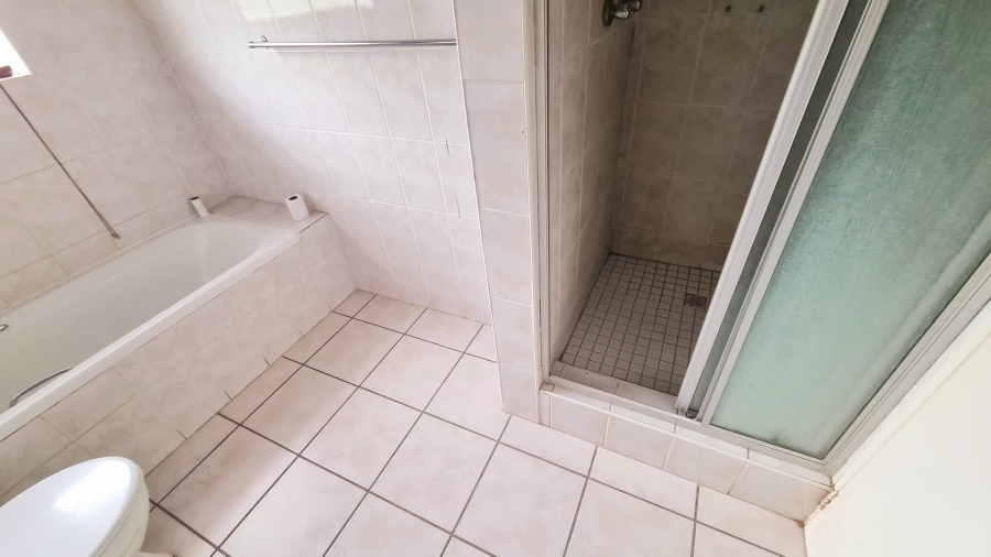 3 Bedroom Property for Sale in Halfway Gardens Gauteng