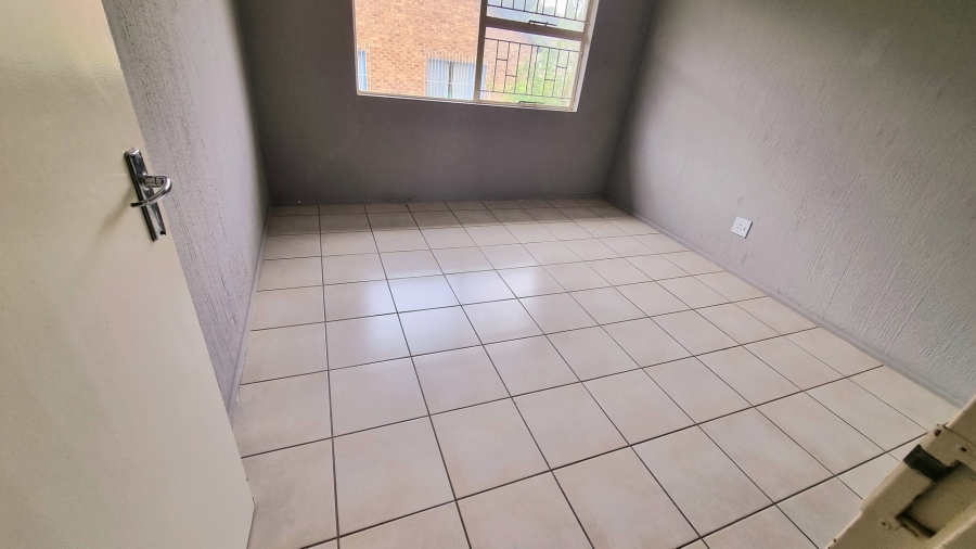 3 Bedroom Property for Sale in Halfway Gardens Gauteng
