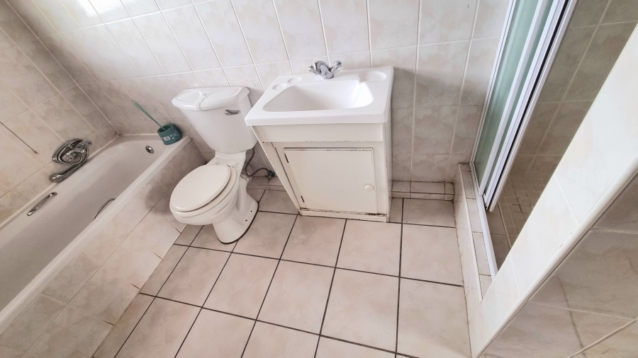 3 Bedroom Property for Sale in Halfway Gardens Gauteng