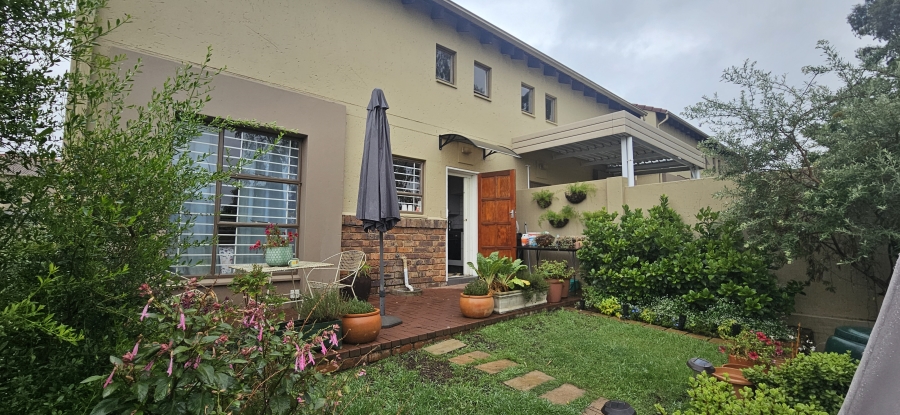 2 Bedroom Property for Sale in Dowerglen Ext 3 Gauteng