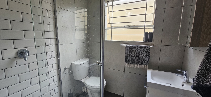 2 Bedroom Property for Sale in Dowerglen Ext 3 Gauteng