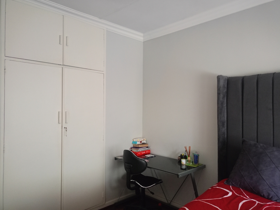 2 Bedroom Property for Sale in Three Rivers Gauteng