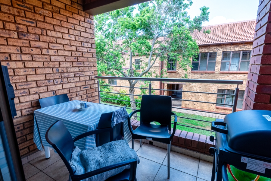 1 Bedroom Property for Sale in Willow Park Manor Gauteng