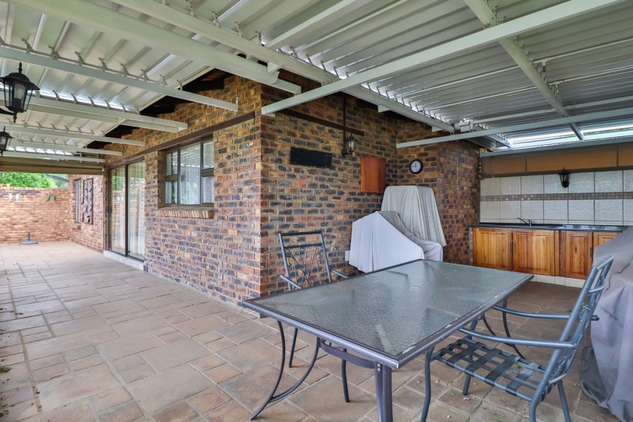 4 Bedroom Property for Sale in Vaal Marina Gauteng