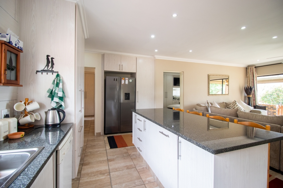 4 Bedroom Property for Sale in Vaal Marina Gauteng