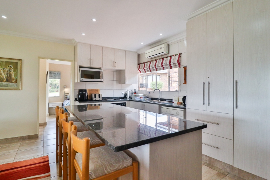 4 Bedroom Property for Sale in Vaal Marina Gauteng