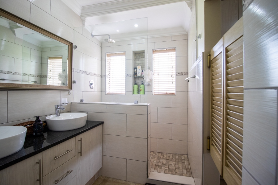 4 Bedroom Property for Sale in Vaal Marina Gauteng