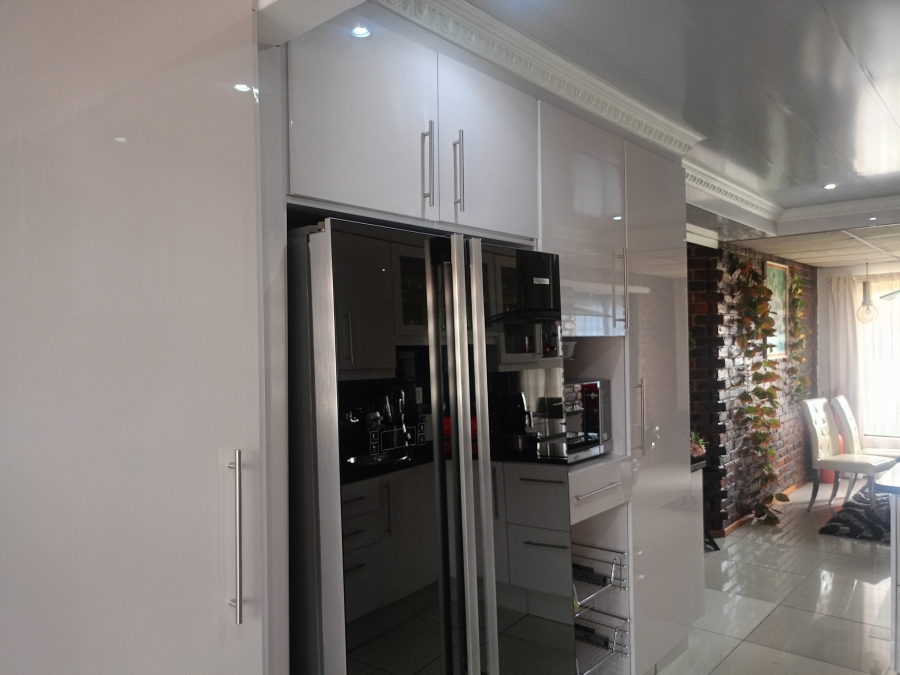 3 Bedroom Property for Sale in Waldrift Gauteng