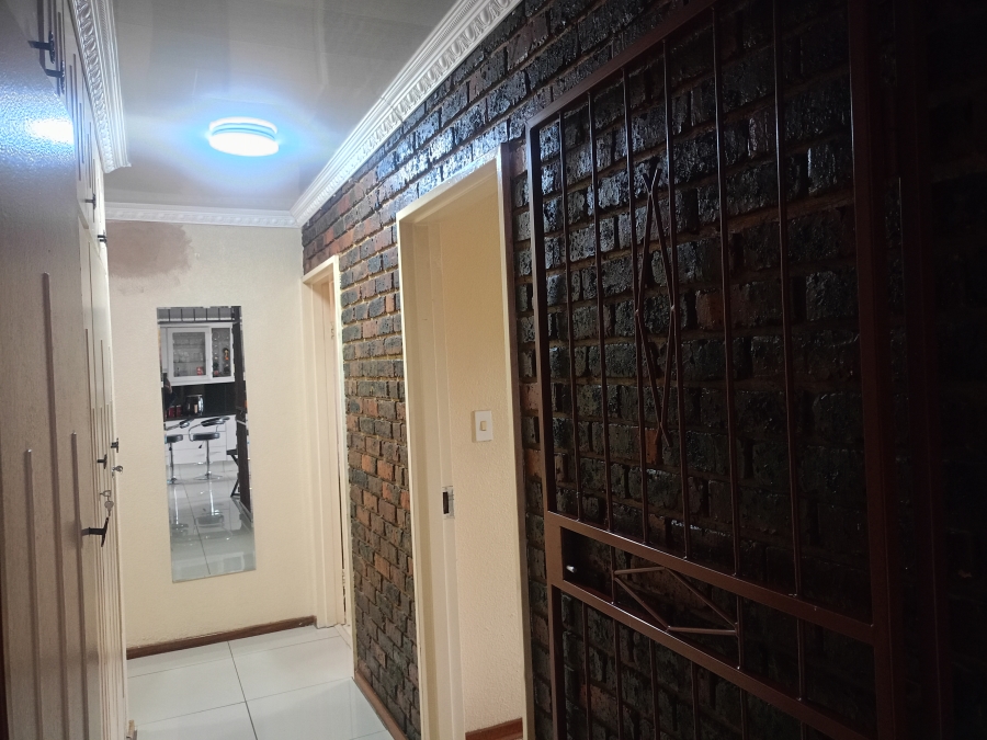 3 Bedroom Property for Sale in Waldrift Gauteng