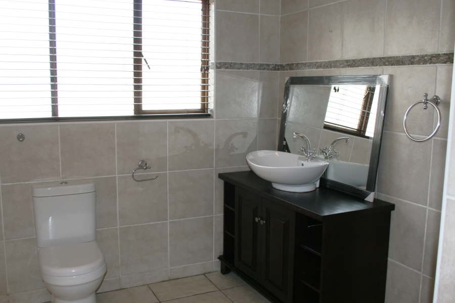 To Let 3 Bedroom Property for Rent in Kyalami Estates Gauteng