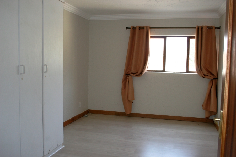 To Let 3 Bedroom Property for Rent in Kyalami Estates Gauteng
