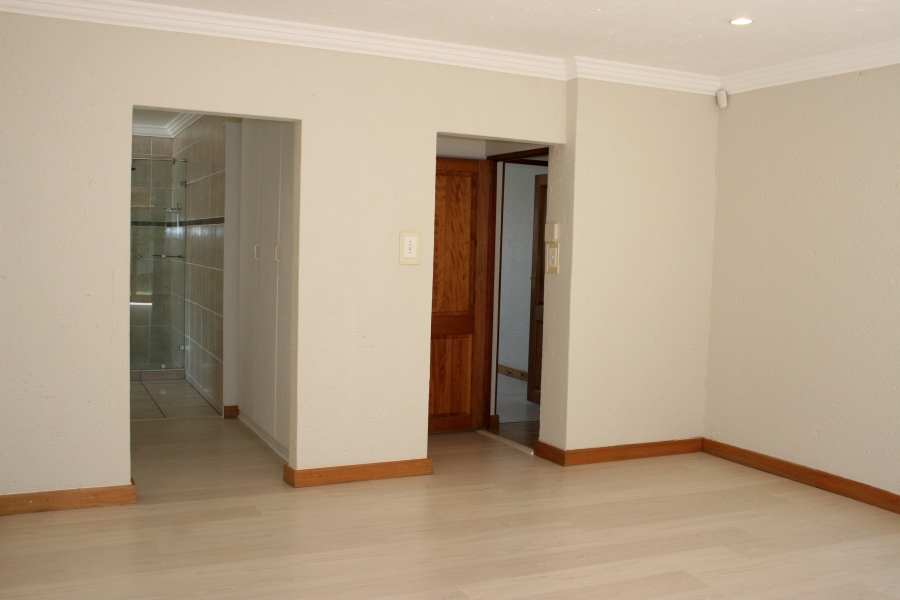 To Let 3 Bedroom Property for Rent in Kyalami Estates Gauteng