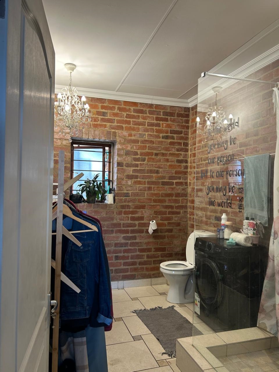 To Let 1 Bedroom Property for Rent in Eldoraigne Gauteng