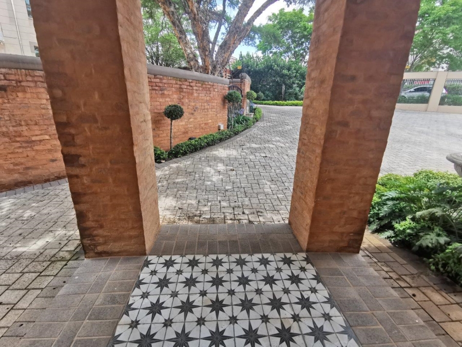 To Let 1 Bedroom Property for Rent in Eldoraigne Gauteng