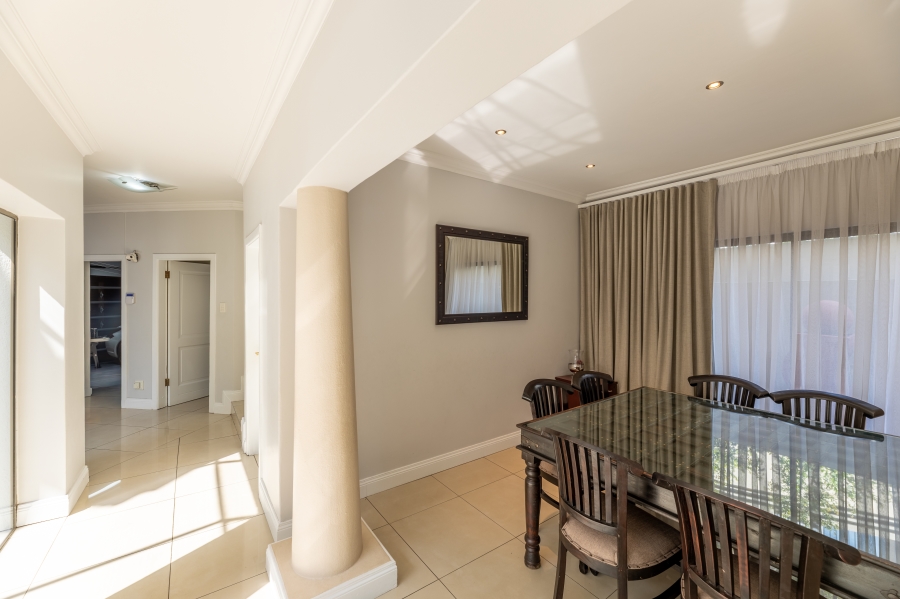 4 Bedroom Property for Sale in Sunninghill Gauteng