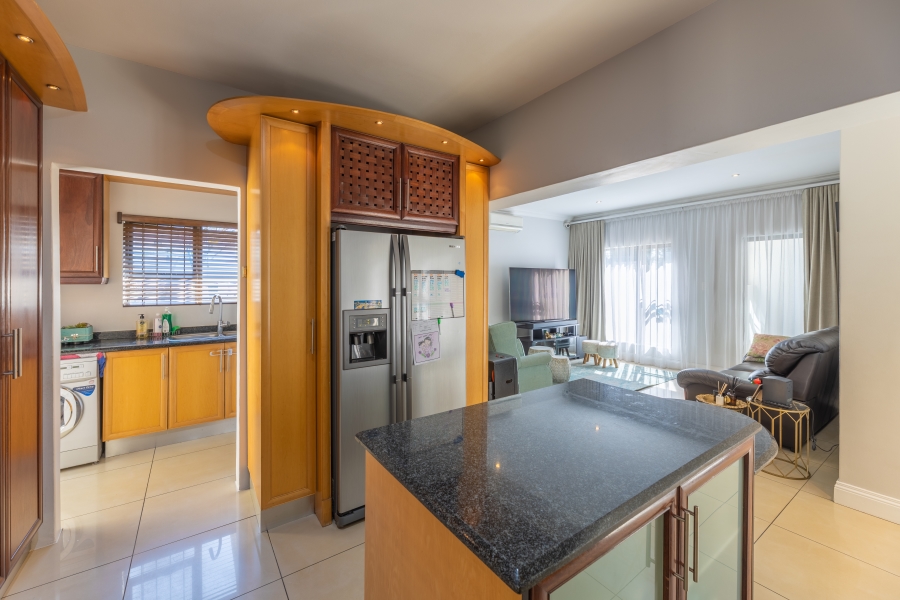 4 Bedroom Property for Sale in Sunninghill Gauteng