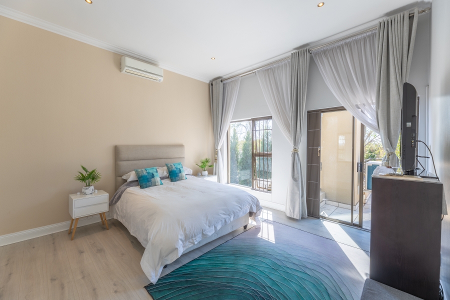 4 Bedroom Property for Sale in Sunninghill Gauteng