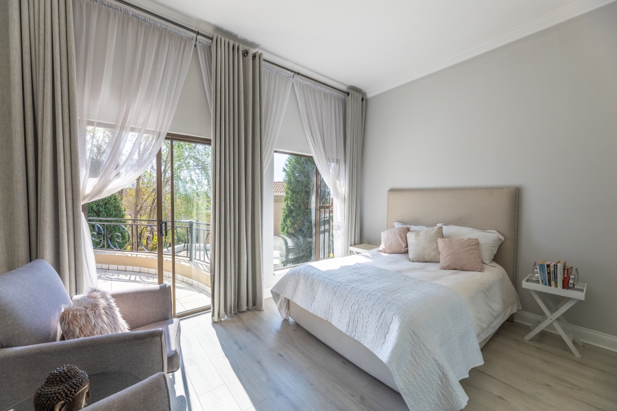 4 Bedroom Property for Sale in Sunninghill Gauteng