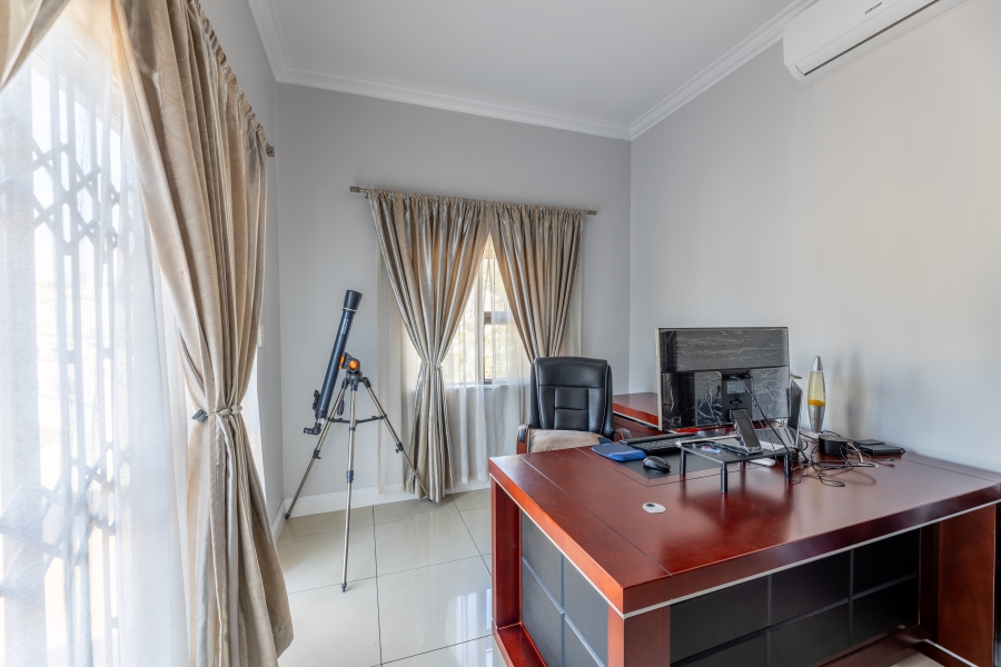 4 Bedroom Property for Sale in Sunninghill Gauteng