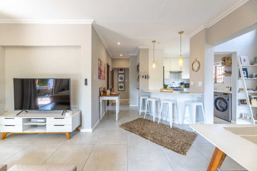 2 Bedroom Property for Sale in Douglasdale Gauteng