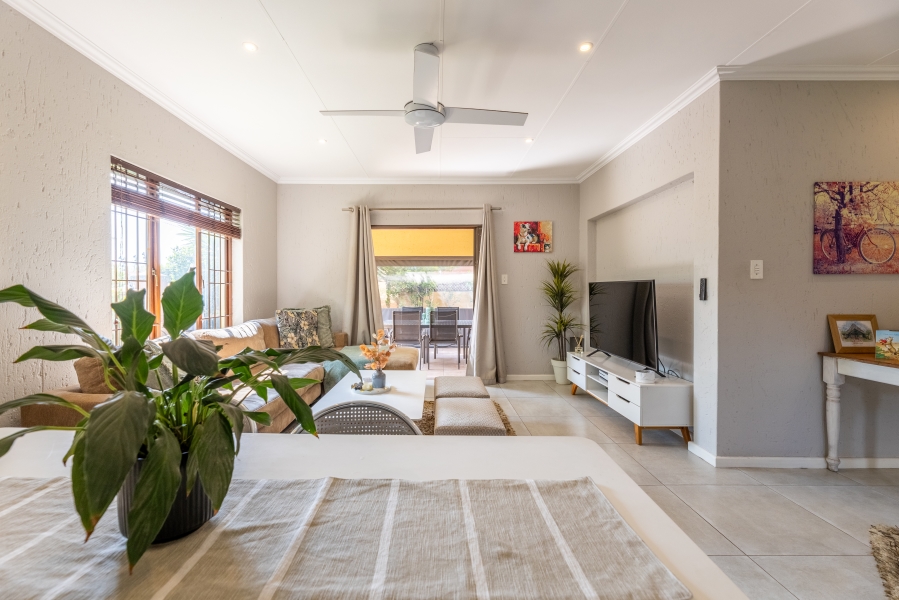 2 Bedroom Property for Sale in Douglasdale Gauteng