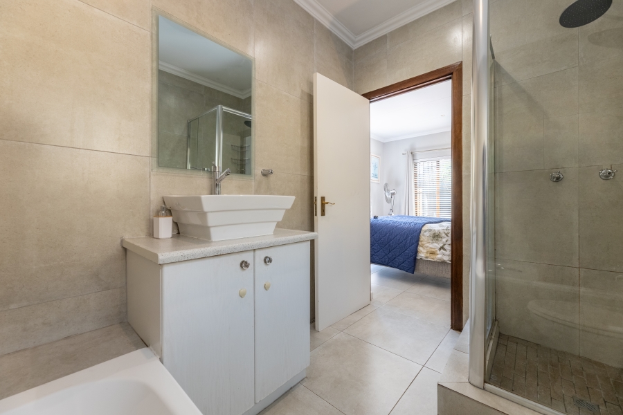 2 Bedroom Property for Sale in Douglasdale Gauteng