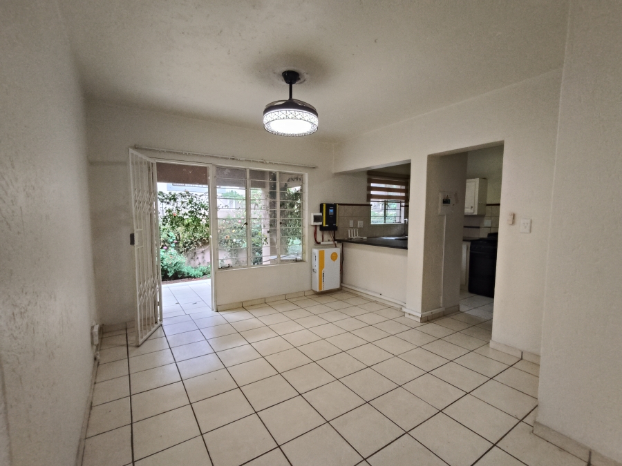 To Let 2 Bedroom Property for Rent in Fairland Gauteng