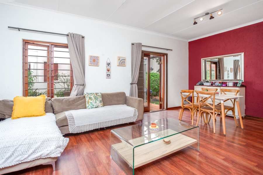 2 Bedroom Property for Sale in Sunninghill Gauteng