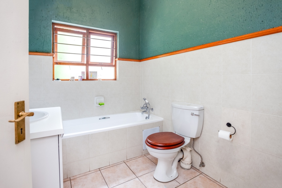 2 Bedroom Property for Sale in Sunninghill Gauteng