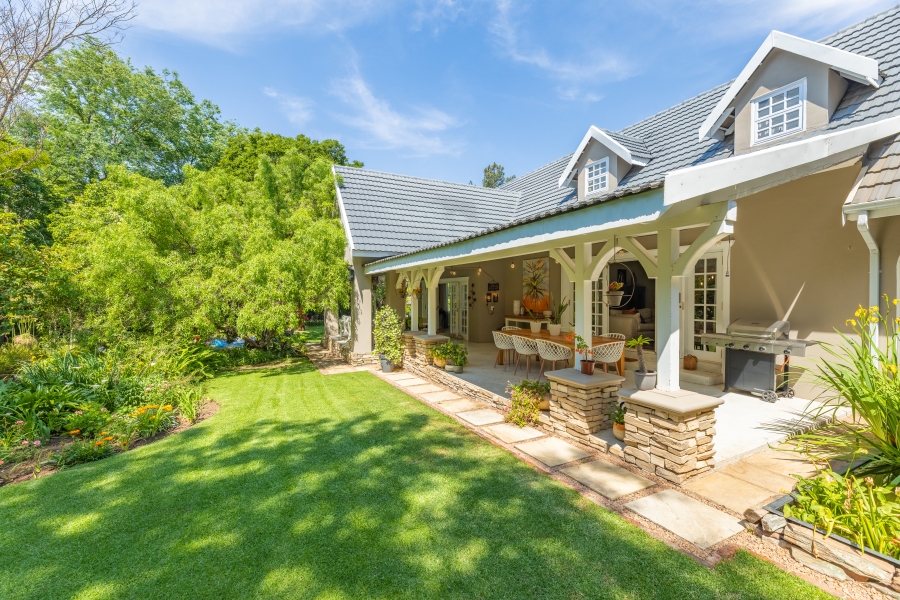 5 Bedroom Property for Sale in Bryanston Gauteng