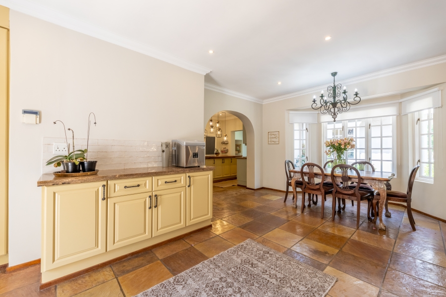 5 Bedroom Property for Sale in Bryanston Gauteng