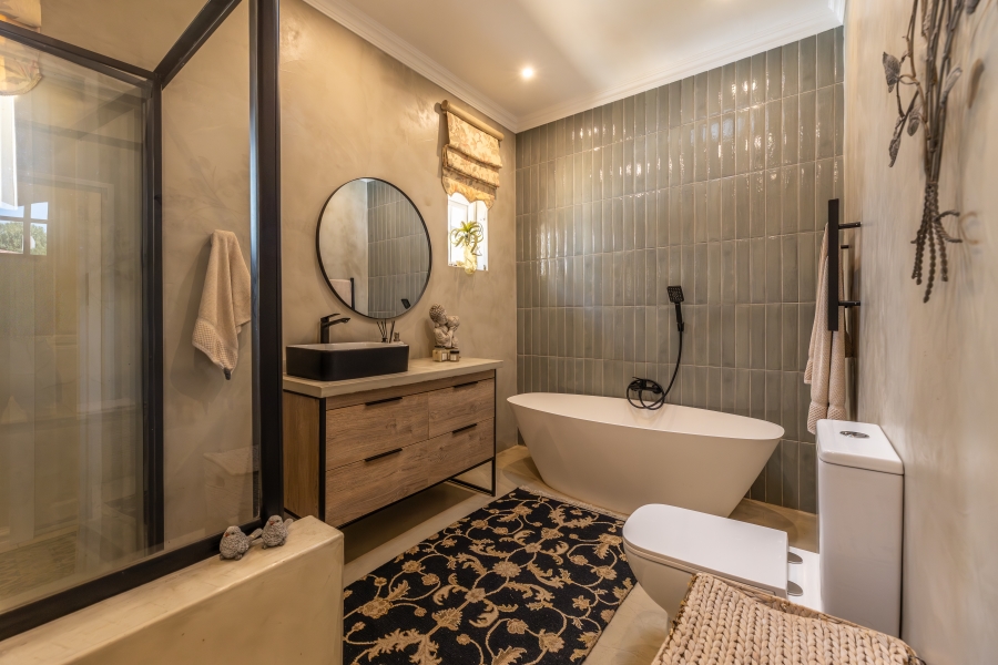 5 Bedroom Property for Sale in Bryanston Gauteng