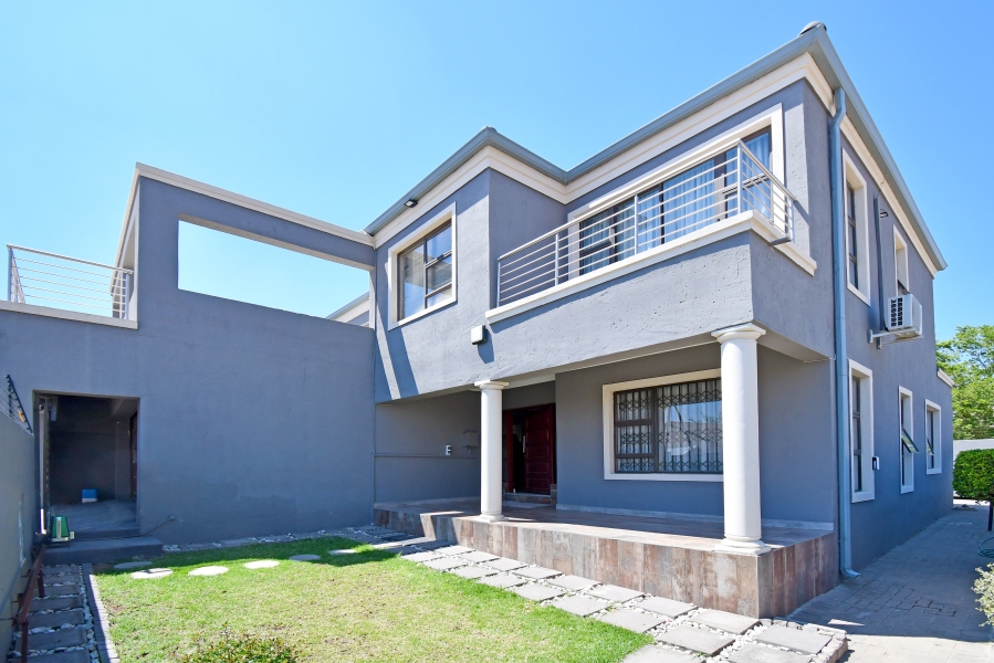 4 Bedroom Property for Sale in Cosmo City Gauteng