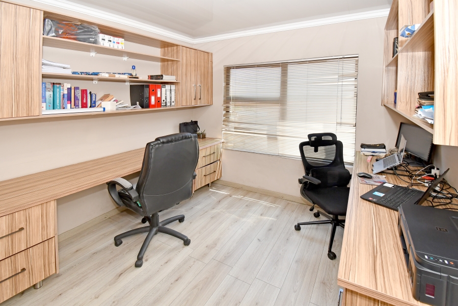 4 Bedroom Property for Sale in Cosmo City Gauteng