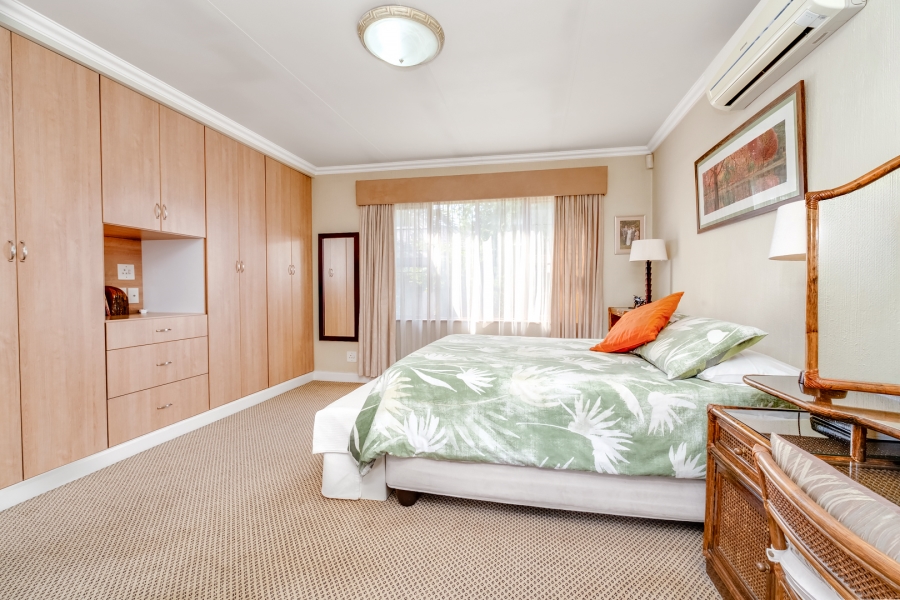 2 Bedroom Property for Sale in Lonehill Gauteng